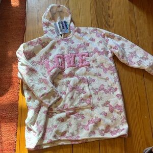 Pink Bow 'LOVE' Hooded Pullover cozy